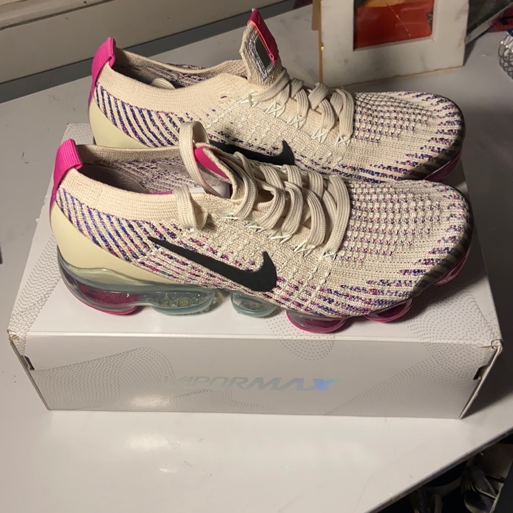 Women’s Air Vapormax Flyknit 3